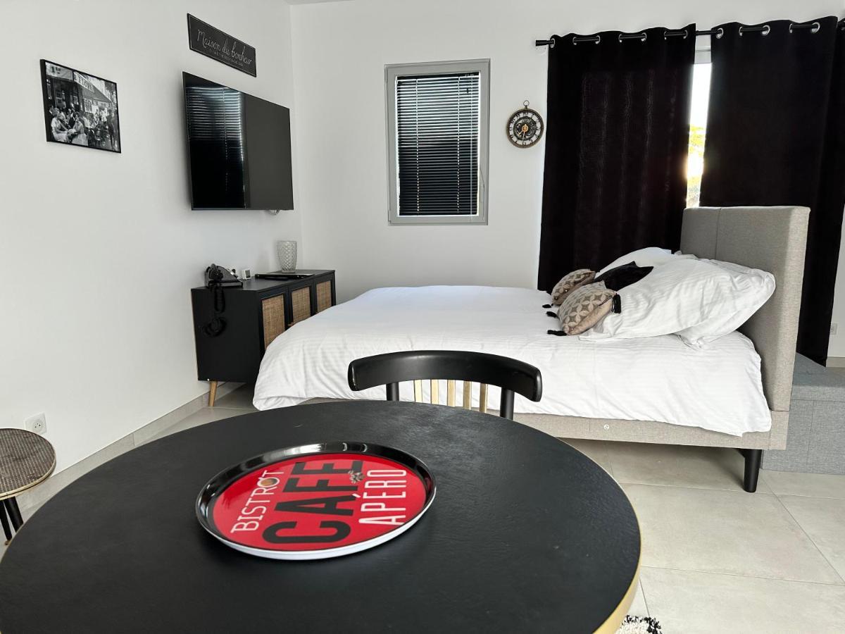 La Villa Perchee Calme, Sauna, Parking Prive Saint-Prix  Exteriör bild