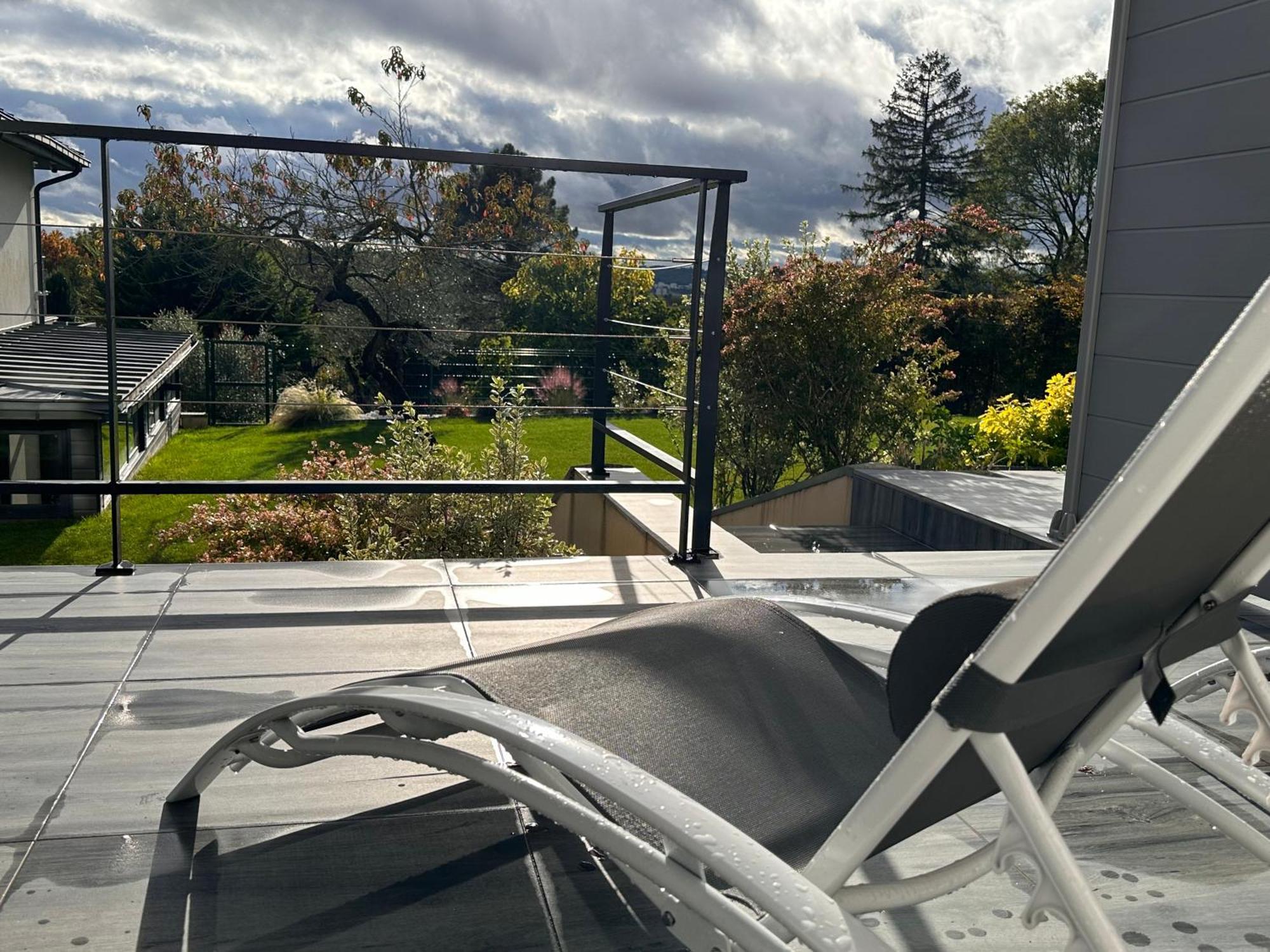 La Villa Perchee Calme, Sauna, Parking Prive Saint-Prix  Exteriör bild