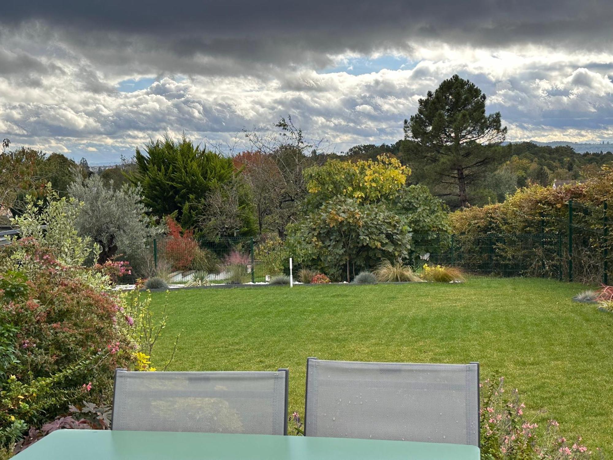 La Villa Perchee Calme, Sauna, Parking Prive Saint-Prix  Exteriör bild