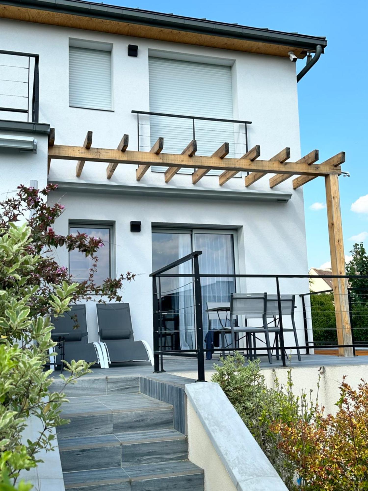 La Villa Perchee Calme, Sauna, Parking Prive Saint-Prix  Exteriör bild
