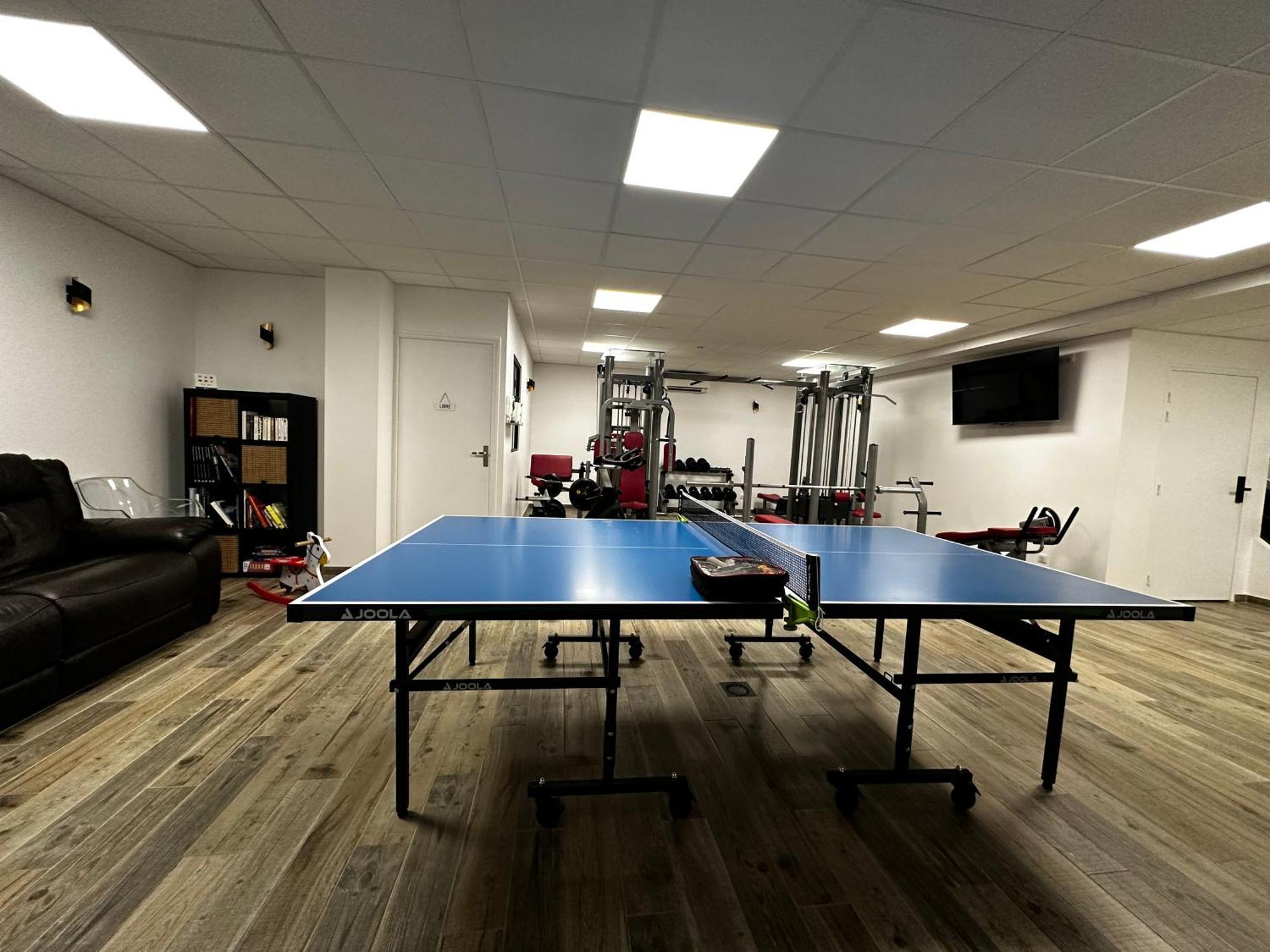 La Villa Perchee Calme, Sauna, Parking Prive Saint-Prix  Exteriör bild