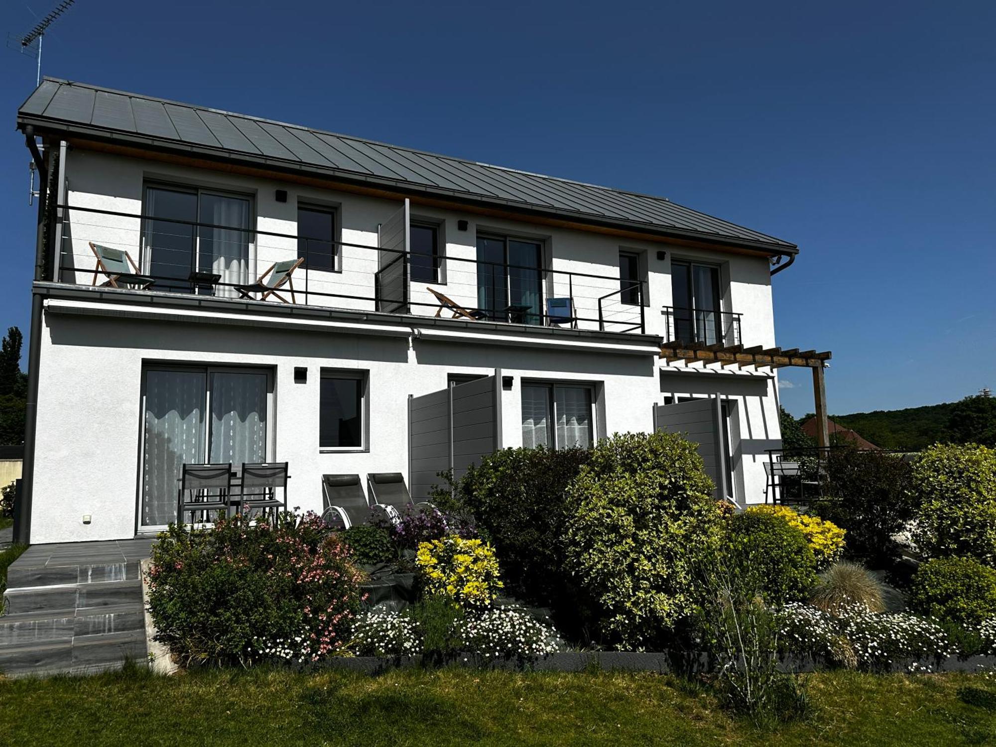 La Villa Perchee Calme, Sauna, Parking Prive Saint-Prix  Exteriör bild
